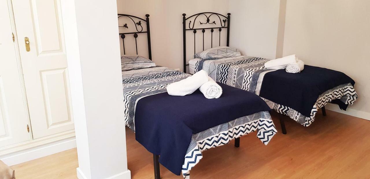 Apartament Apartamento Duplex Frente Al Mar Paseo Maritimo Torremolinos Zewnętrze zdjęcie