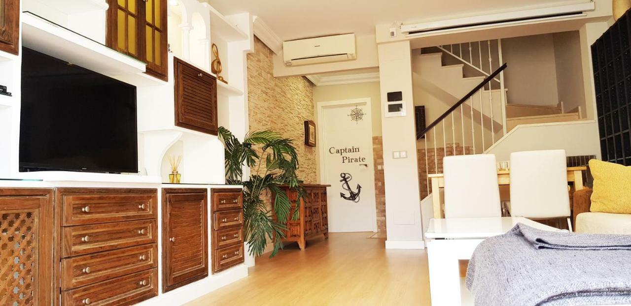 Apartament Apartamento Duplex Frente Al Mar Paseo Maritimo Torremolinos Zewnętrze zdjęcie