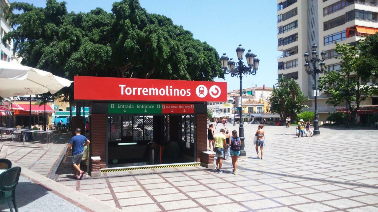 Apartament Apartamento Duplex Frente Al Mar Paseo Maritimo Torremolinos Zewnętrze zdjęcie