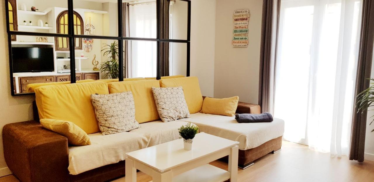 Apartament Apartamento Duplex Frente Al Mar Paseo Maritimo Torremolinos Zewnętrze zdjęcie