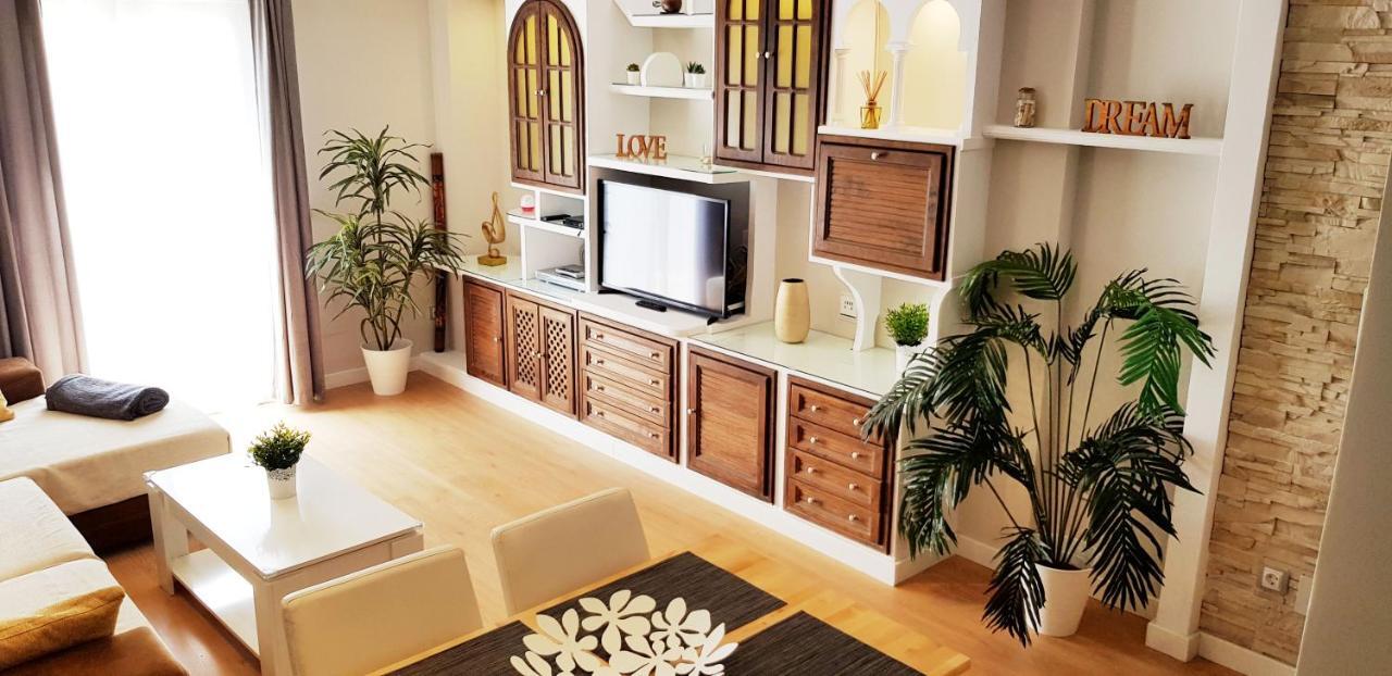 Apartament Apartamento Duplex Frente Al Mar Paseo Maritimo Torremolinos Zewnętrze zdjęcie
